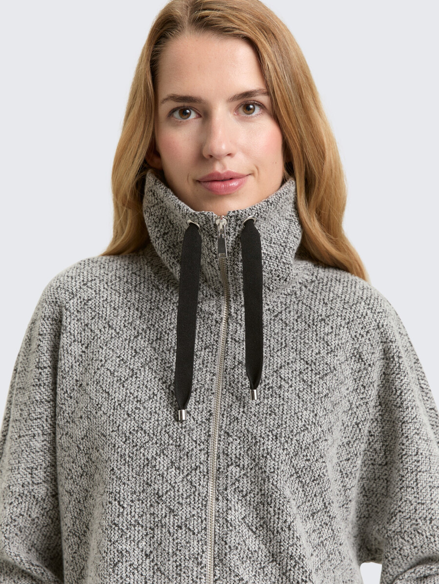 locker geschnittene sweatshirtjacke mit stehkragen