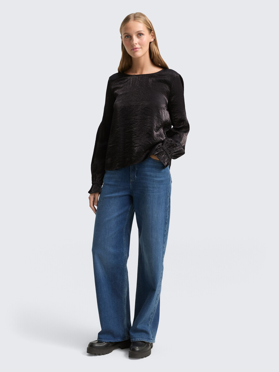 locker geschnittene bluse in satinoptik