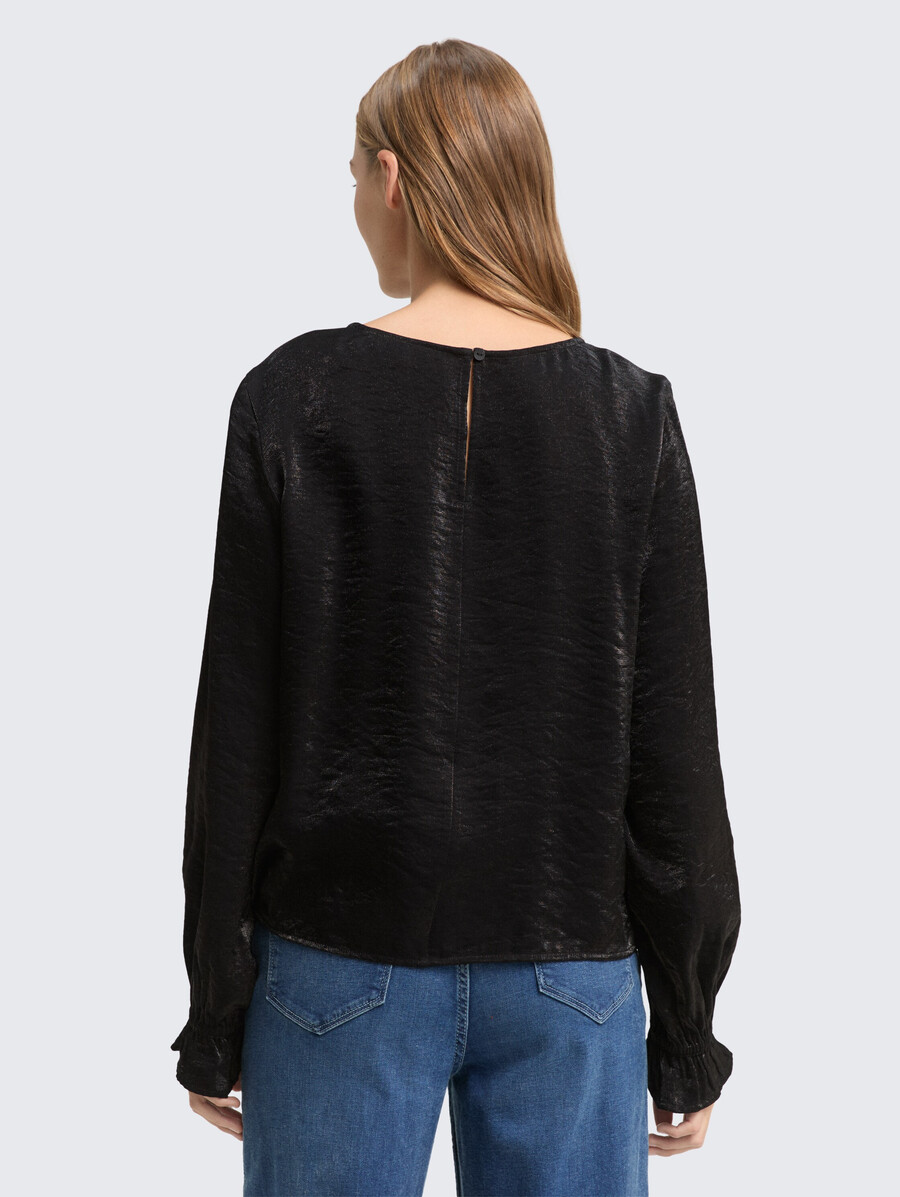 locker geschnittene bluse in satinoptik