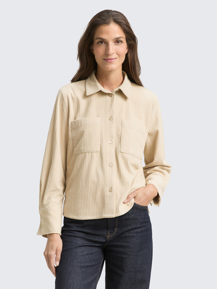 locker geschnittene cordbluse
