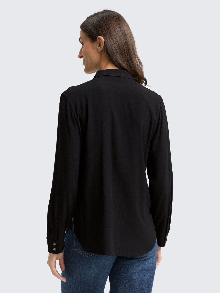 bluse mit brusttaschen