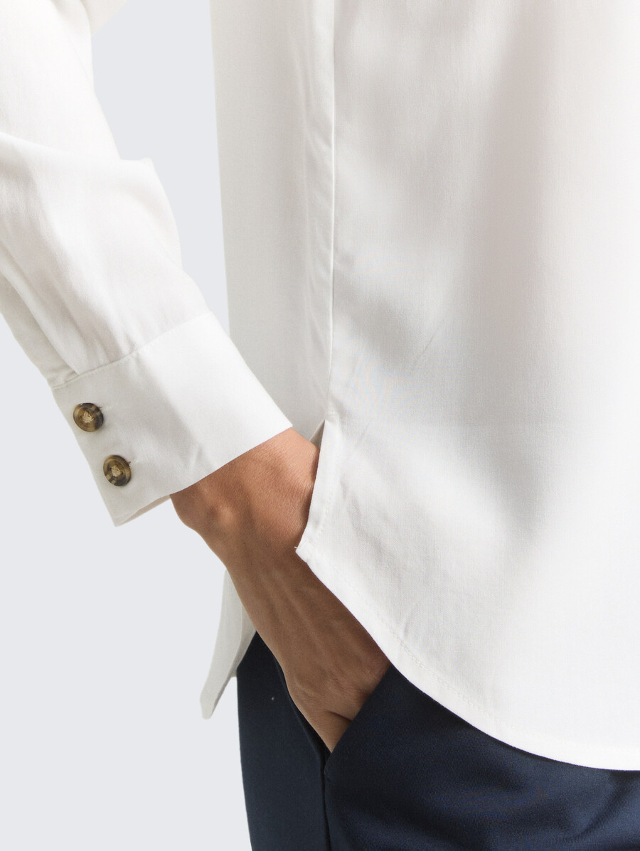 bluse mit brusttaschen