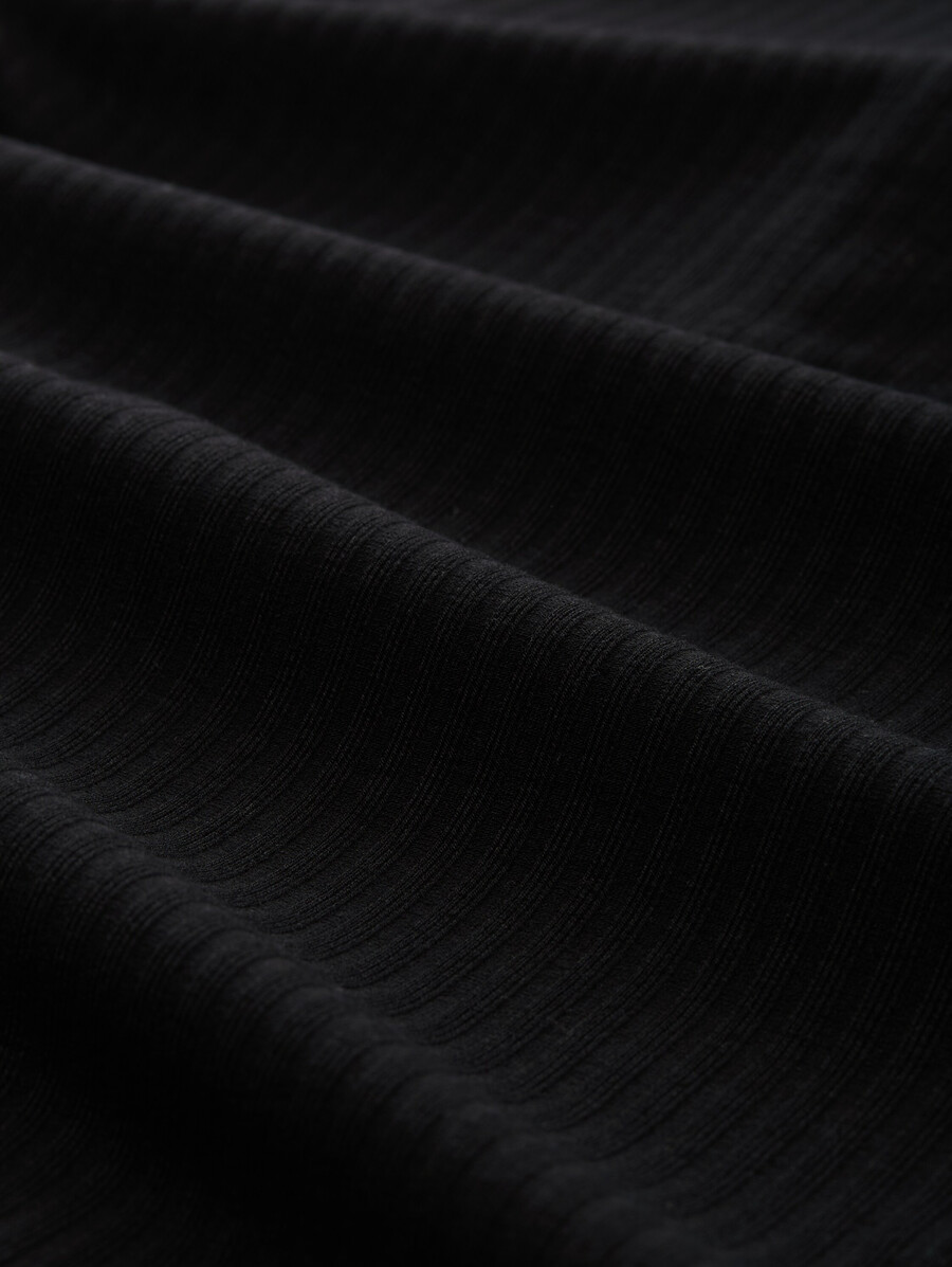 geripptes henley-langarmshirt