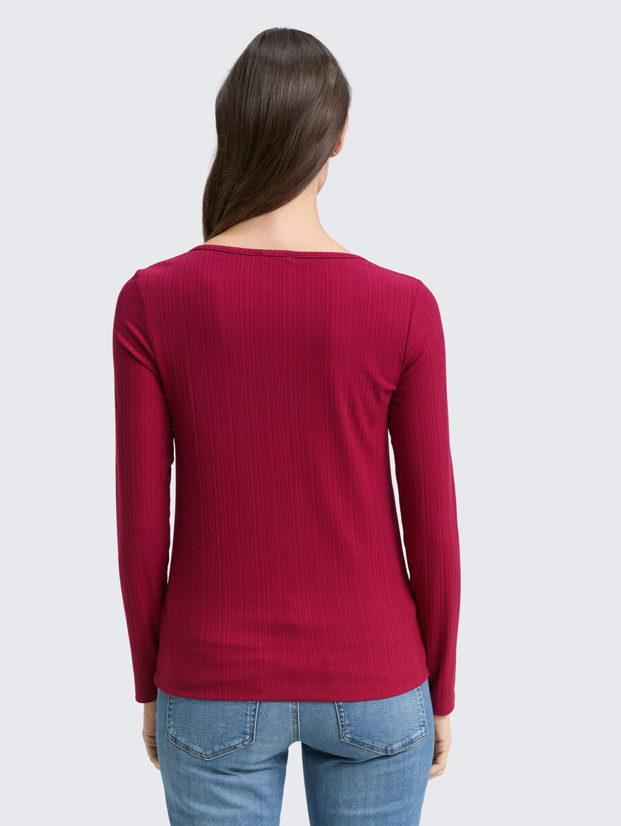 schmal geschnittenes henley-langarmhemd