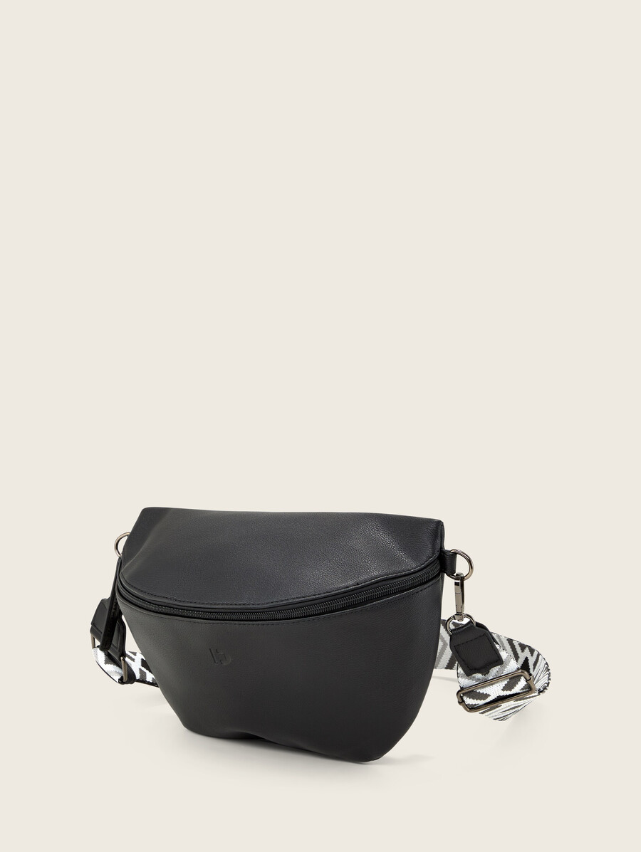 ttmena m schultertasche mit gemustertem gewebtem riemen