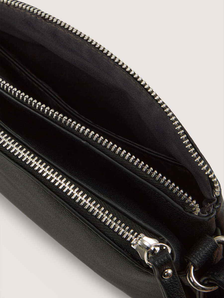 ttroma s schultertasche mit logo-applikation
