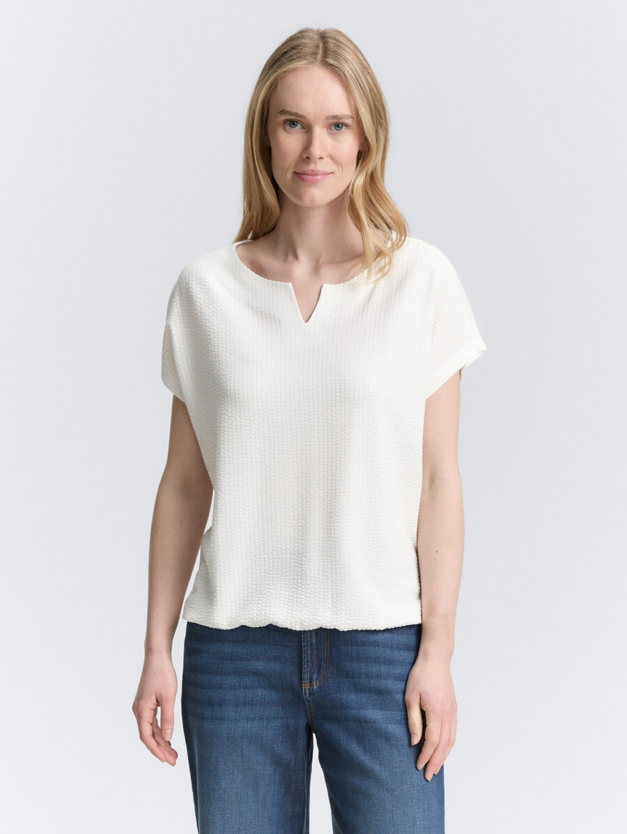 t-shirt aus materialmix