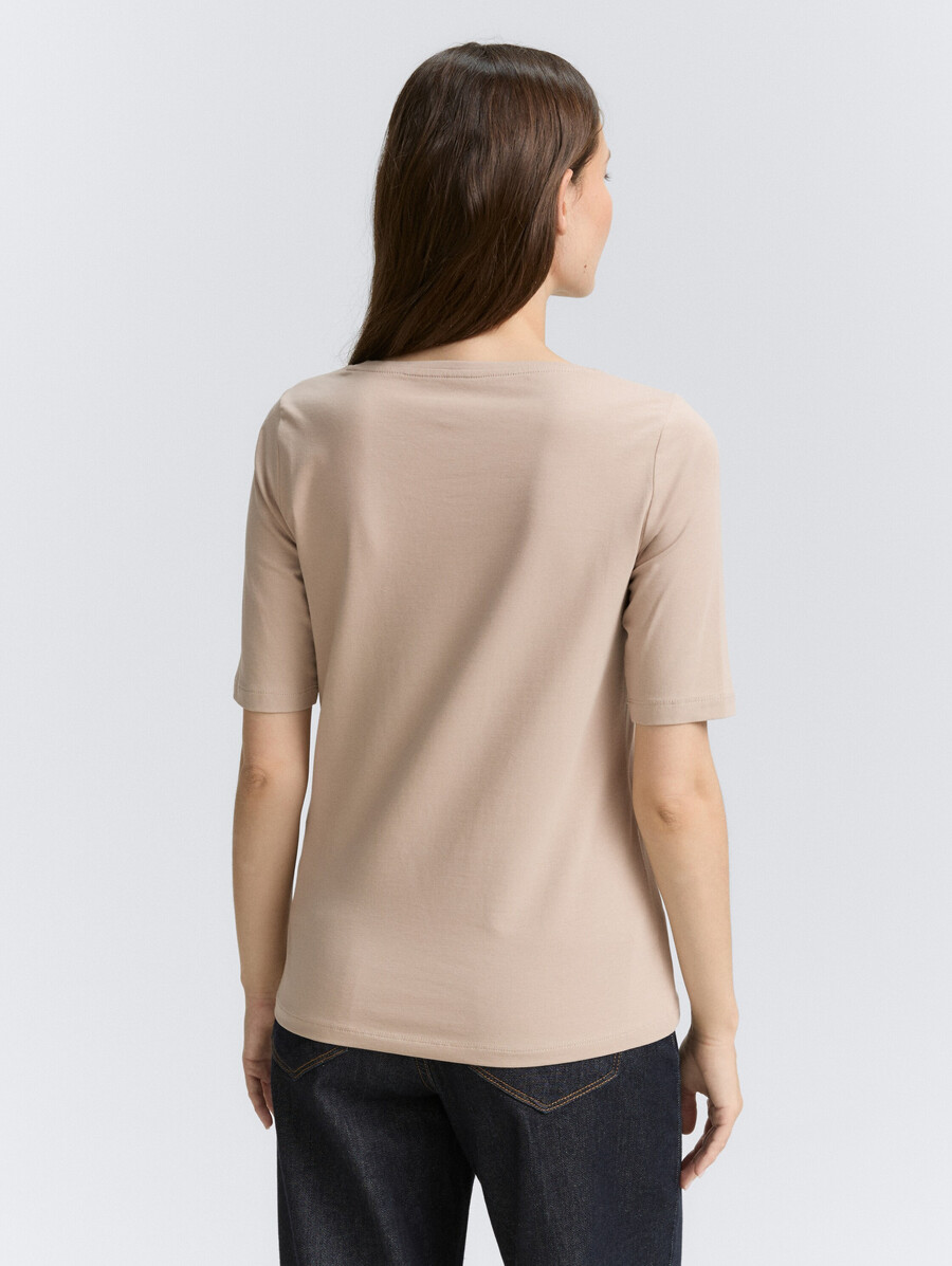 t-shirt mit aufdruck