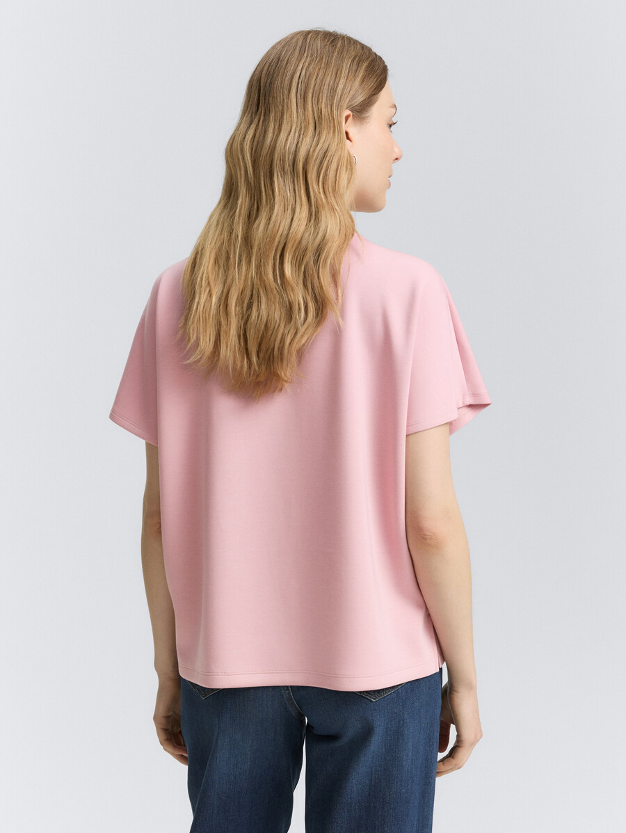 locker geschnittenes t-shirt mit aufdruck