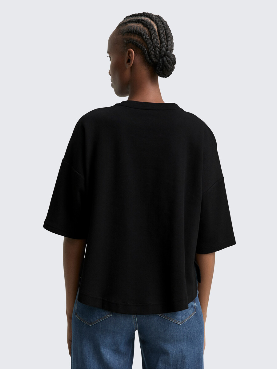 kastenförmig geschnittenes t-shirt