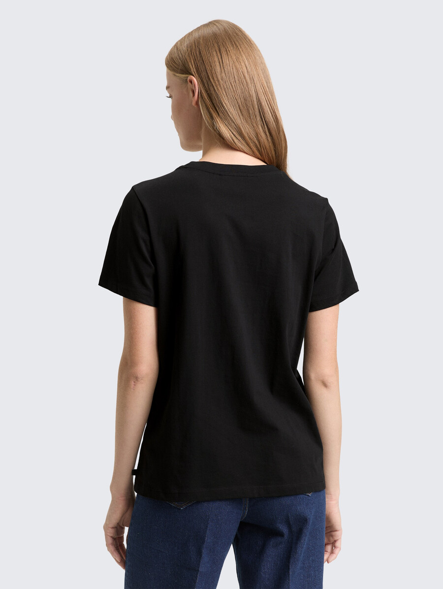 locker geschnittenes t-shirt mit glitzerstickerei