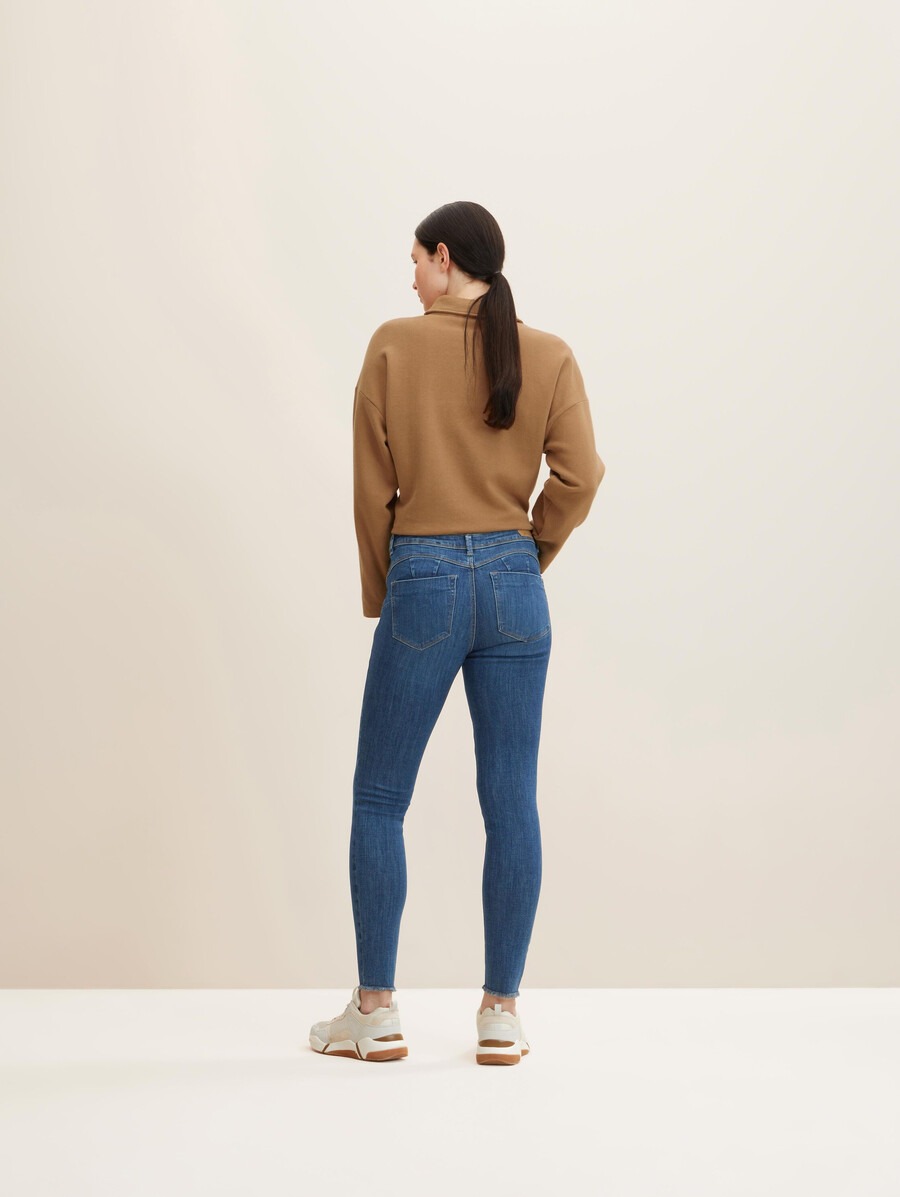 ttjona extra enge knöcheljeans