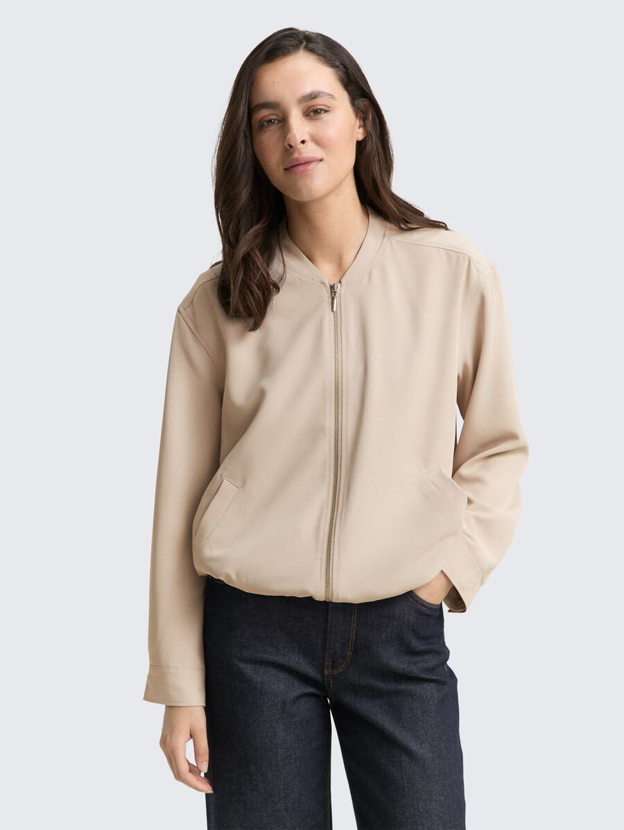 locker geschnittene blousonjacke