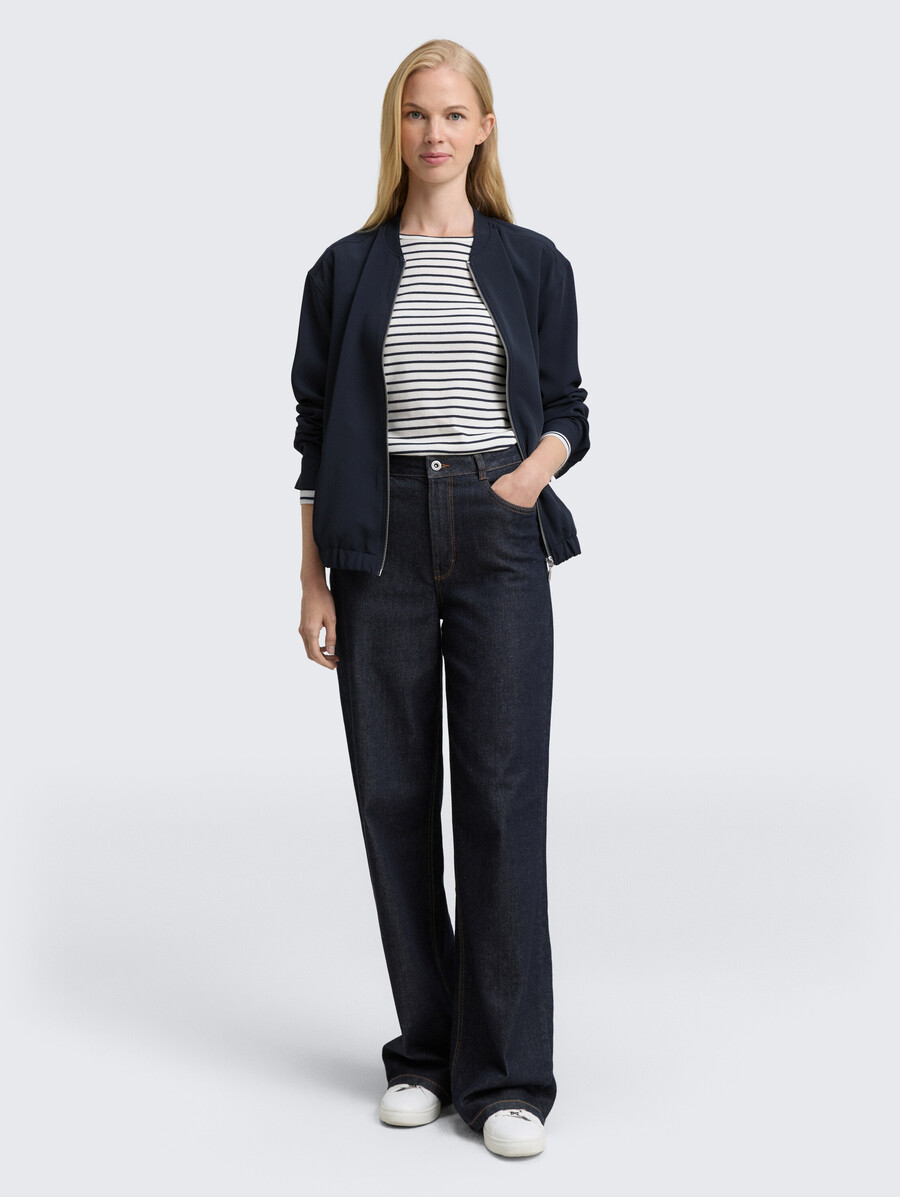 locker geschnittene blousonjacke