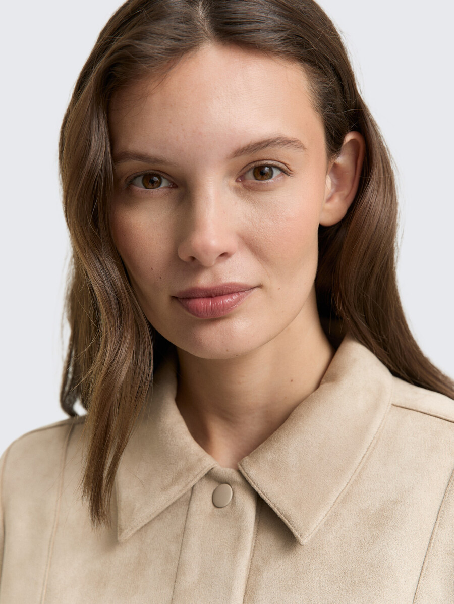 jacke in regulärer passform und wildlederoptik