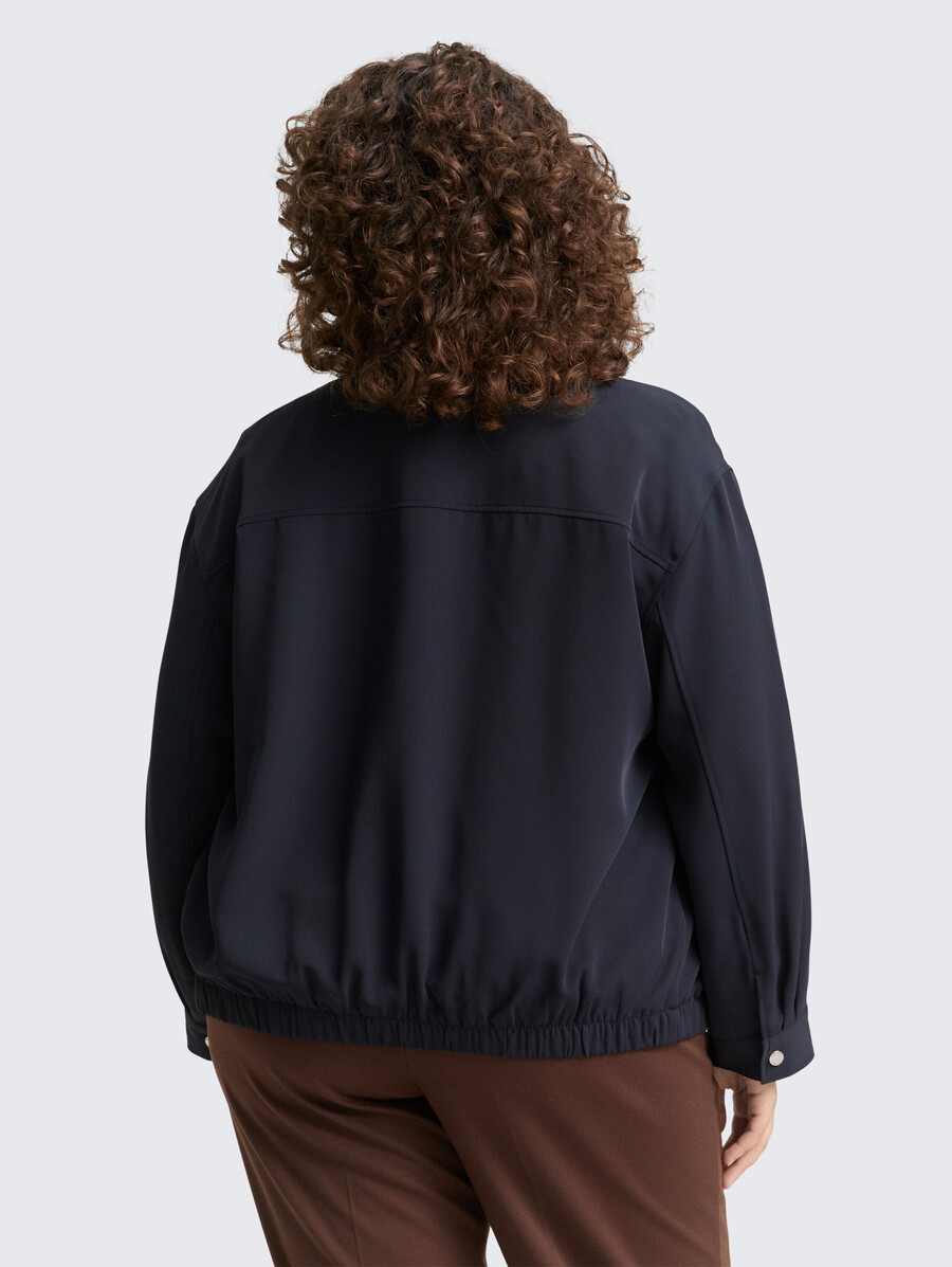 plus size – locker geschnittene blousonjacke