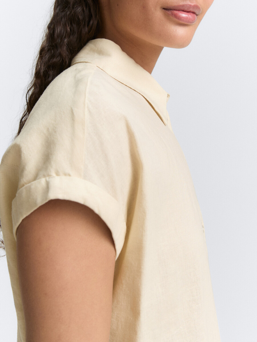 locker geschnittene bluse mit leinenanteil
