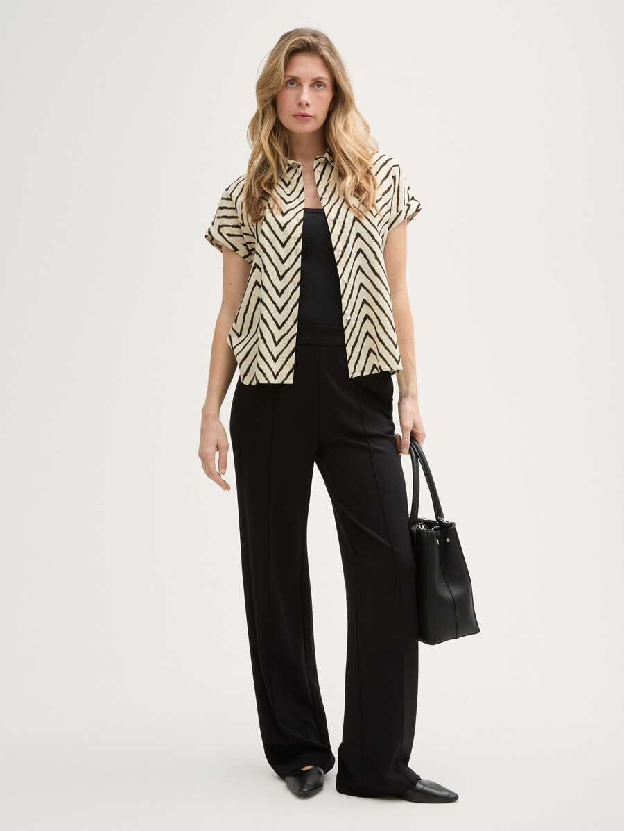 locker geschnittene bluse mit leinenanteil