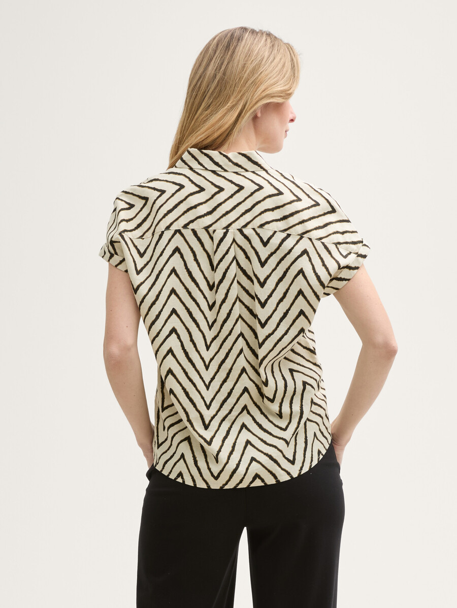 locker geschnittene bluse mit leinenanteil