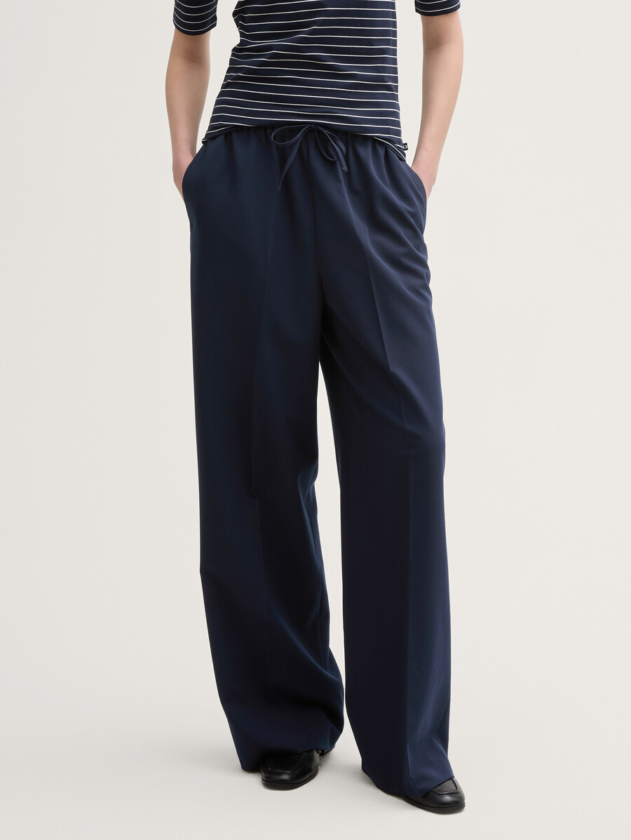 weit geschnittene hose