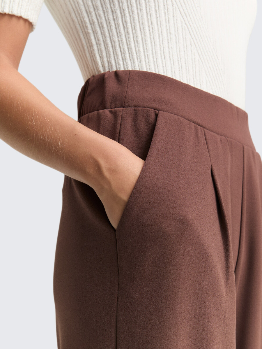 weit geschnittene hose