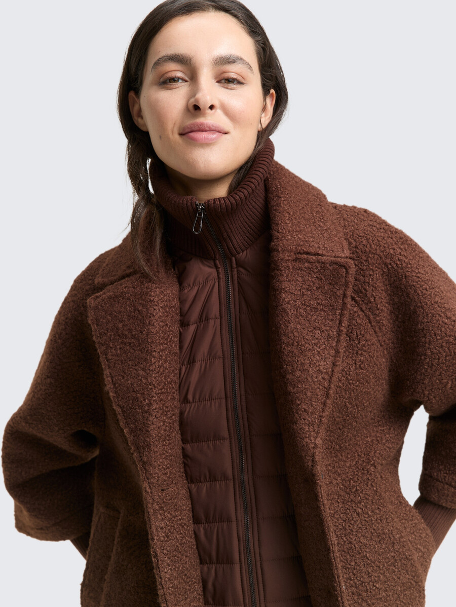 bouclé-cape-jacke im 2-in-1-look