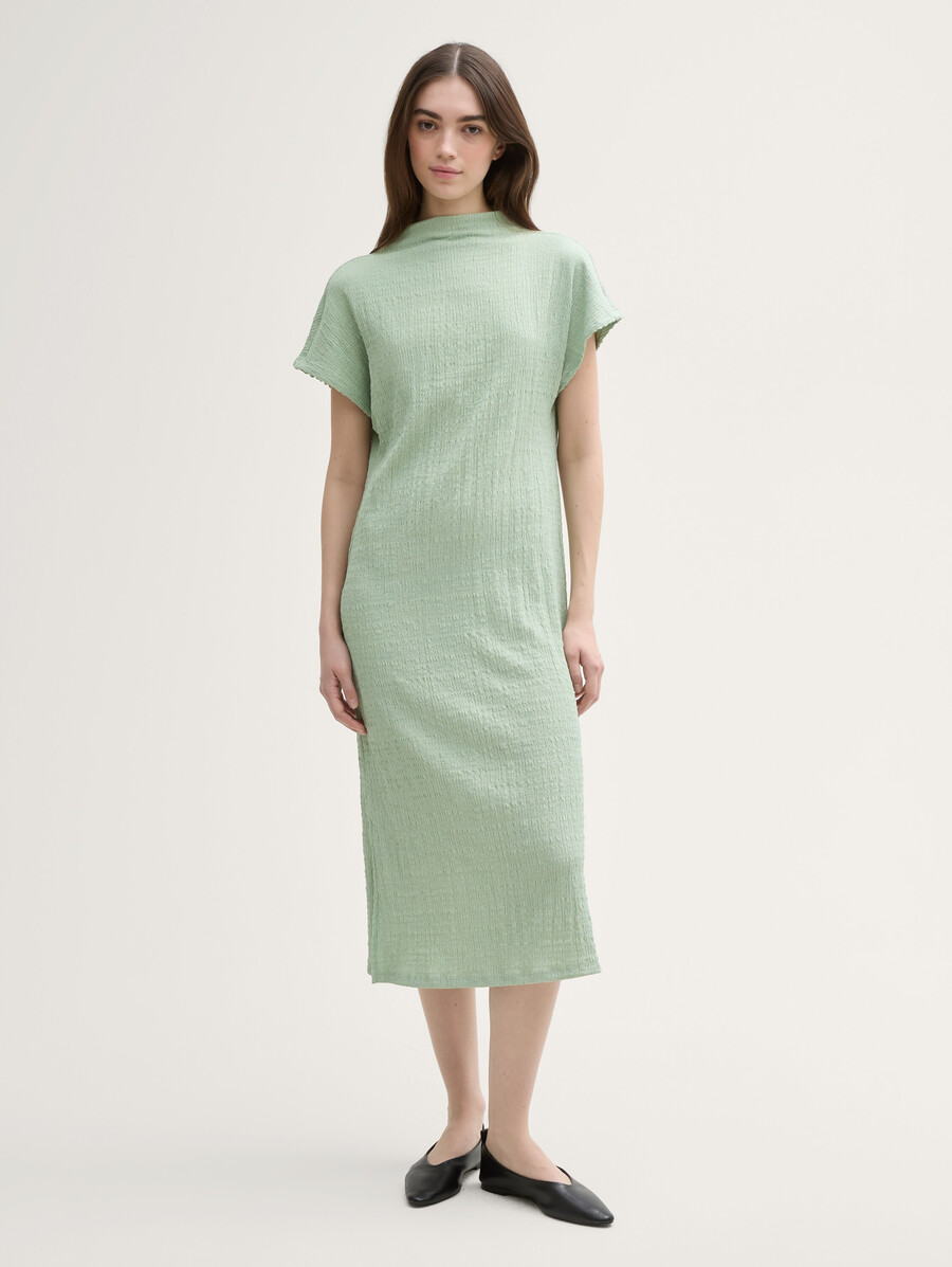 midikleid mit stehkragen