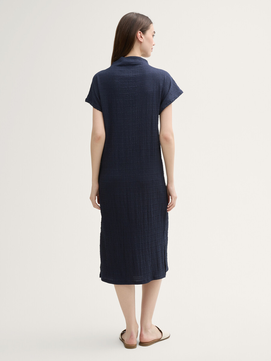 midikleid mit stehkragen