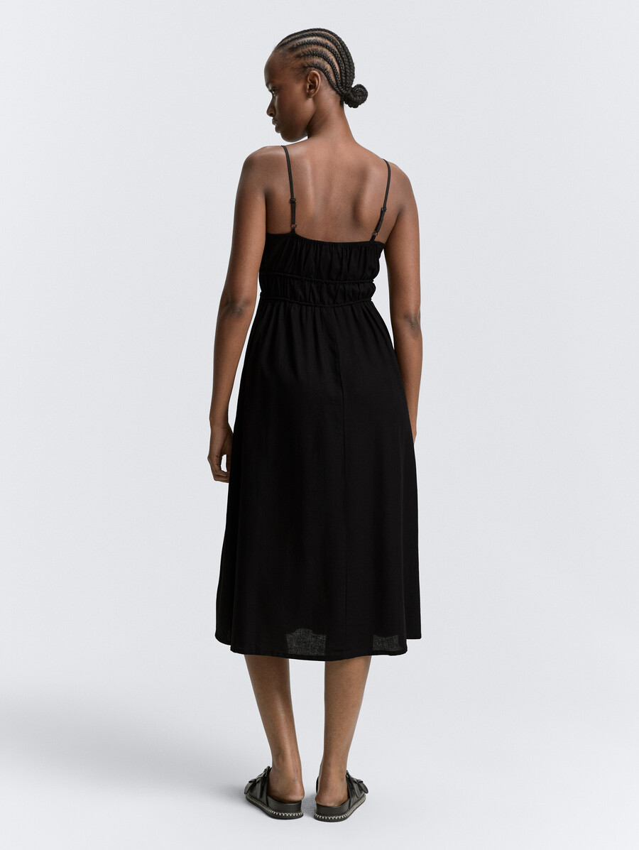 midi-trägerkleid aus leinen