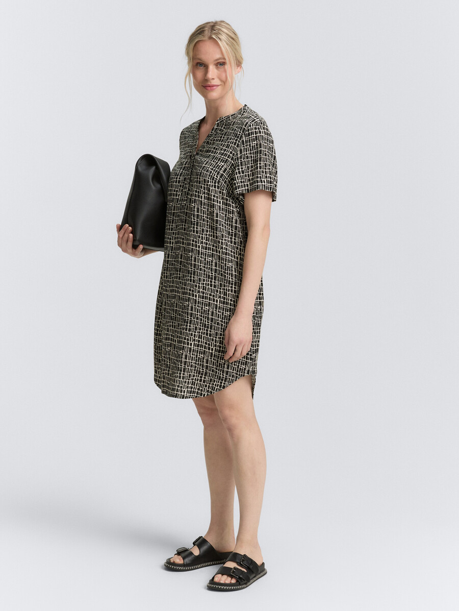 viskosekleid