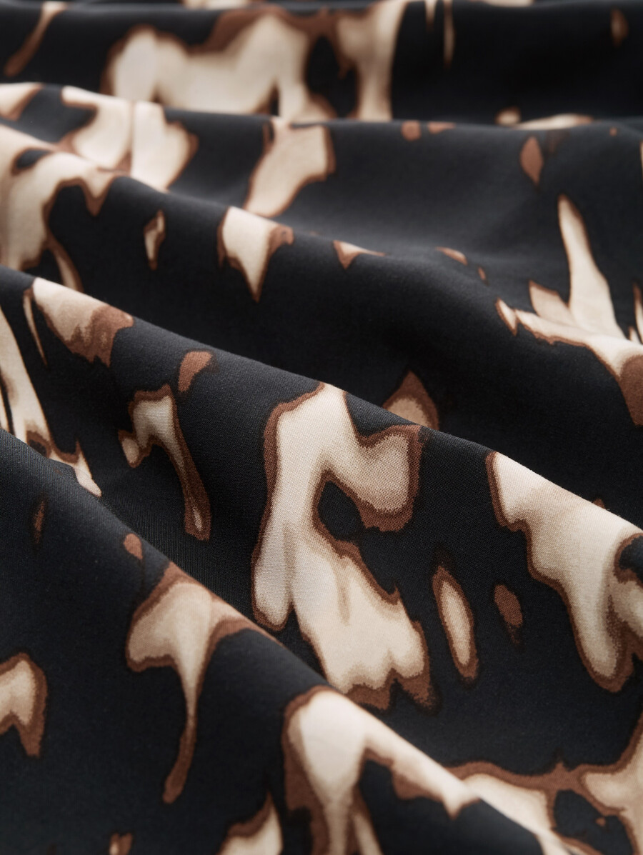 wickelkleid mit muster