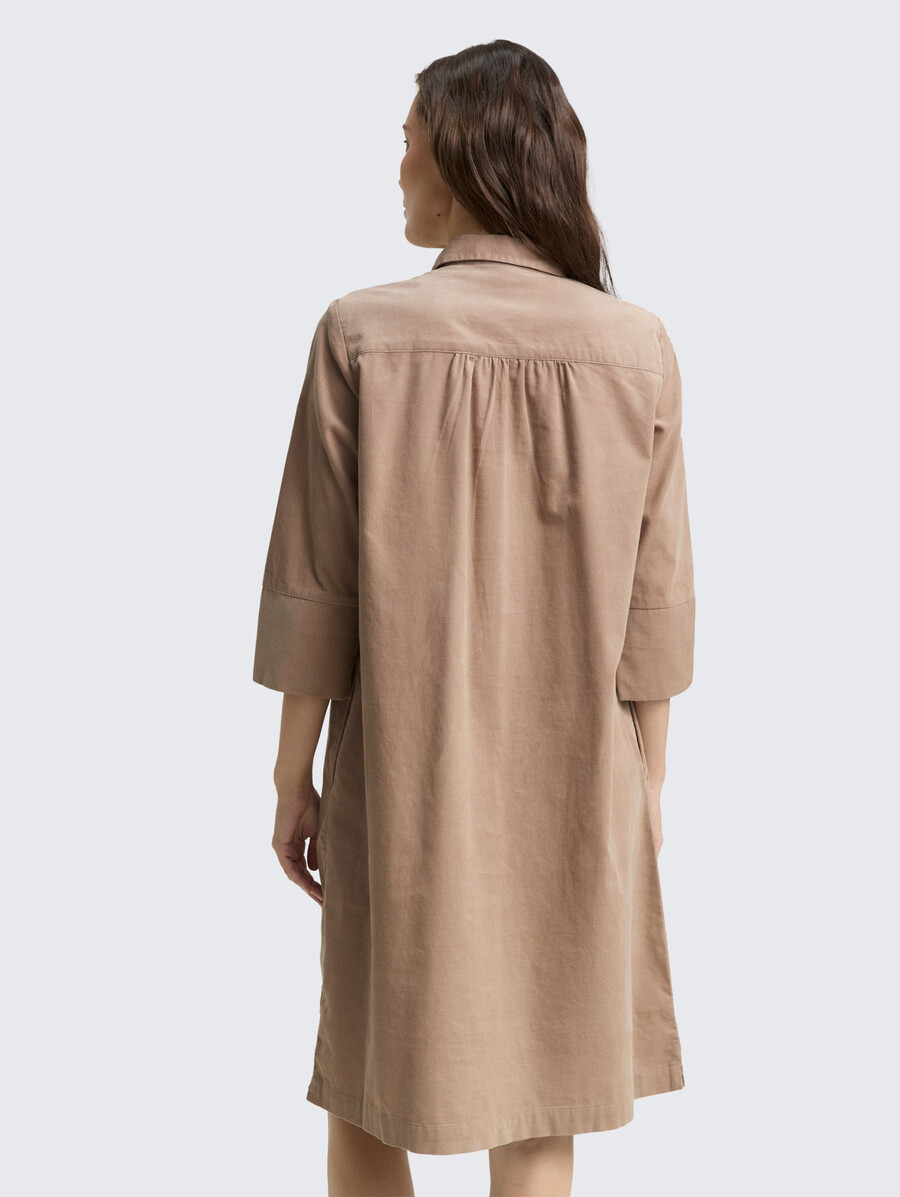 cordkleid mit kragen