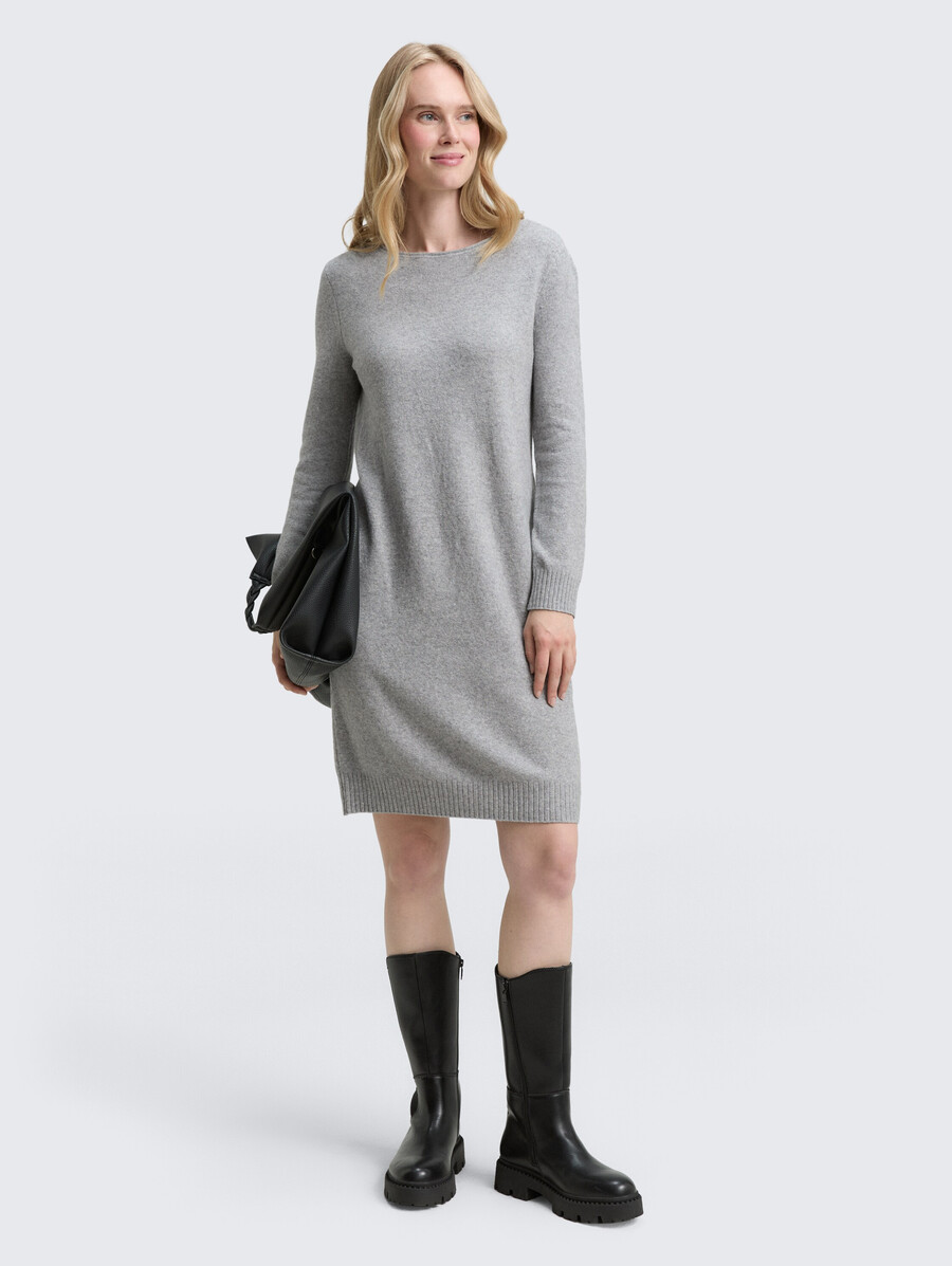 strickkleid mit u-boot-ausschnitt