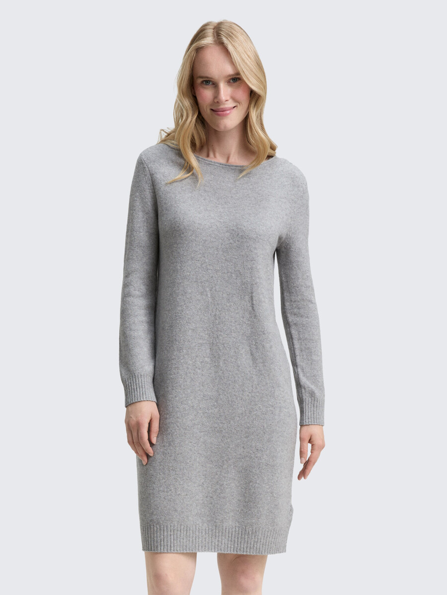 strickkleid mit u-boot-ausschnitt