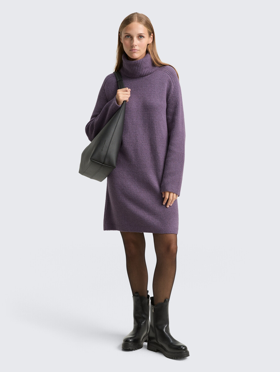 minikleid mit rollkragen