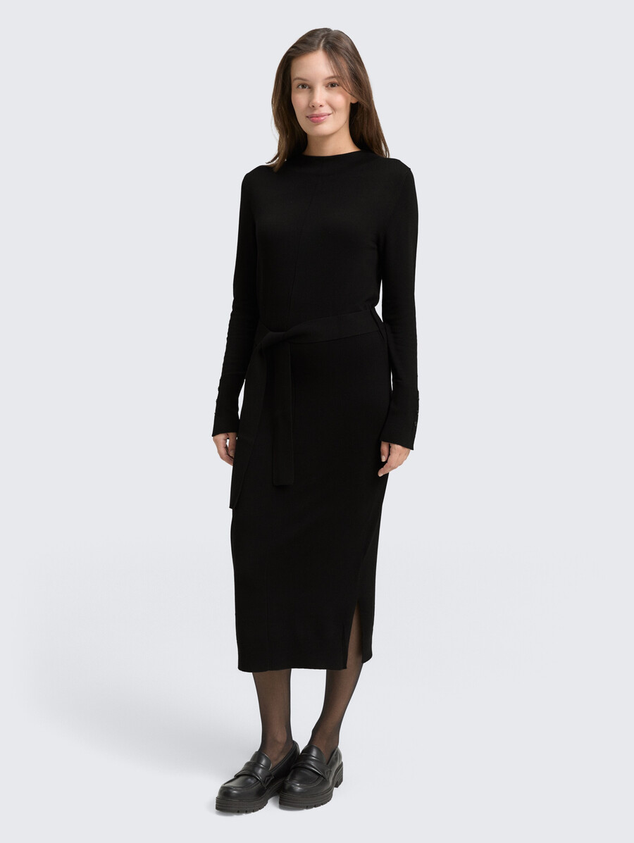 figurbetontes midikleid mit gürtel