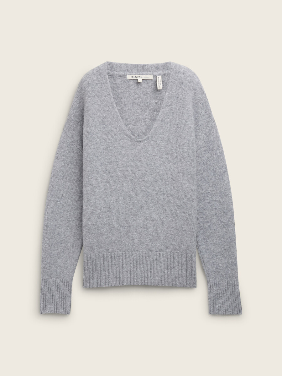 strickpullover mit v-ausschnitt in lockerer passform