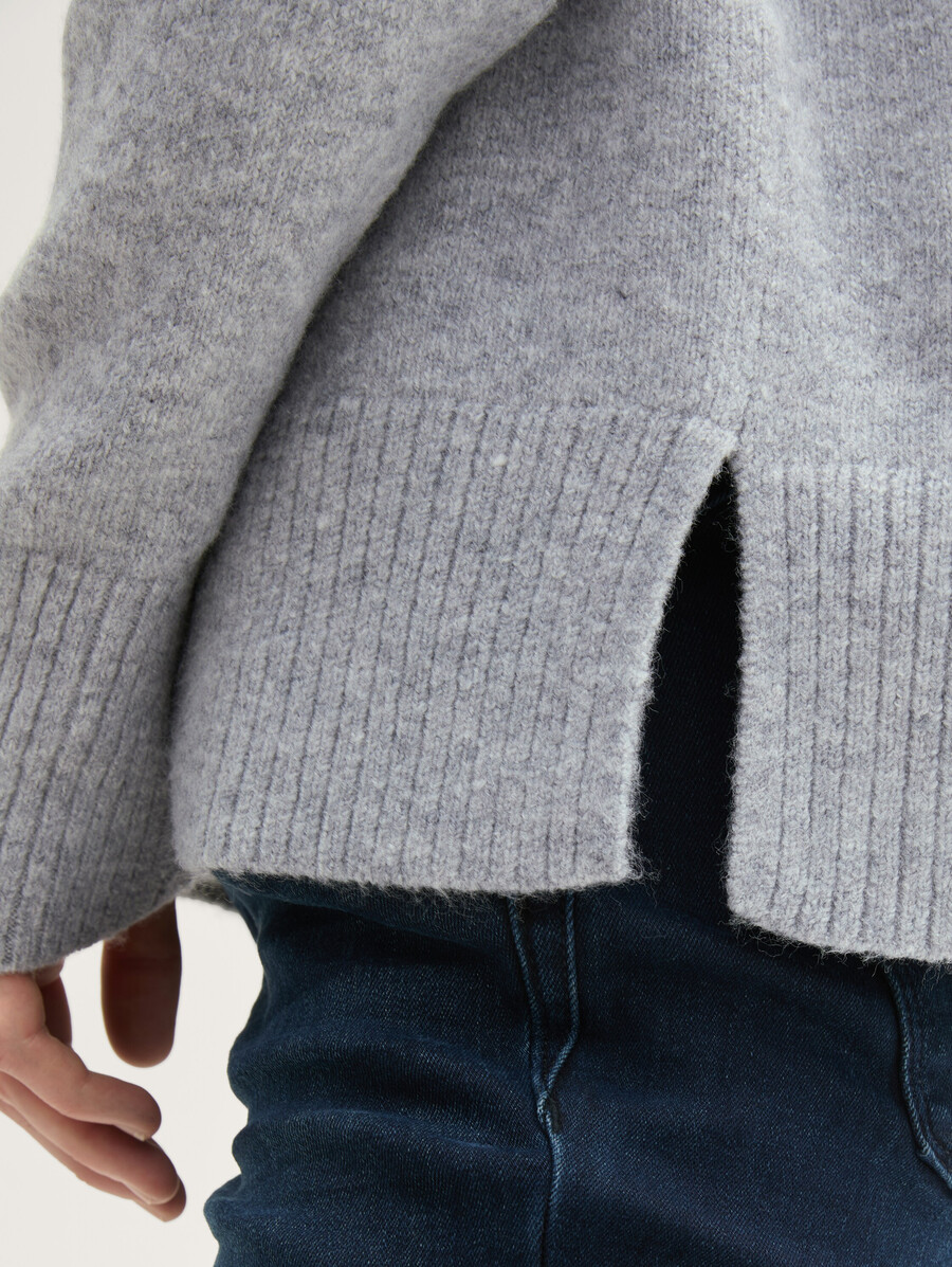 strickpullover mit v-ausschnitt in lockerer passform