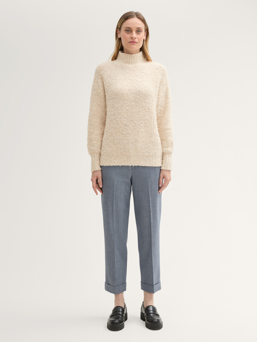 locker geschnittener bouclé-pullover