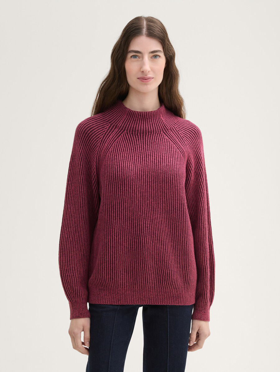 gerippter pullover mit stehkragen
