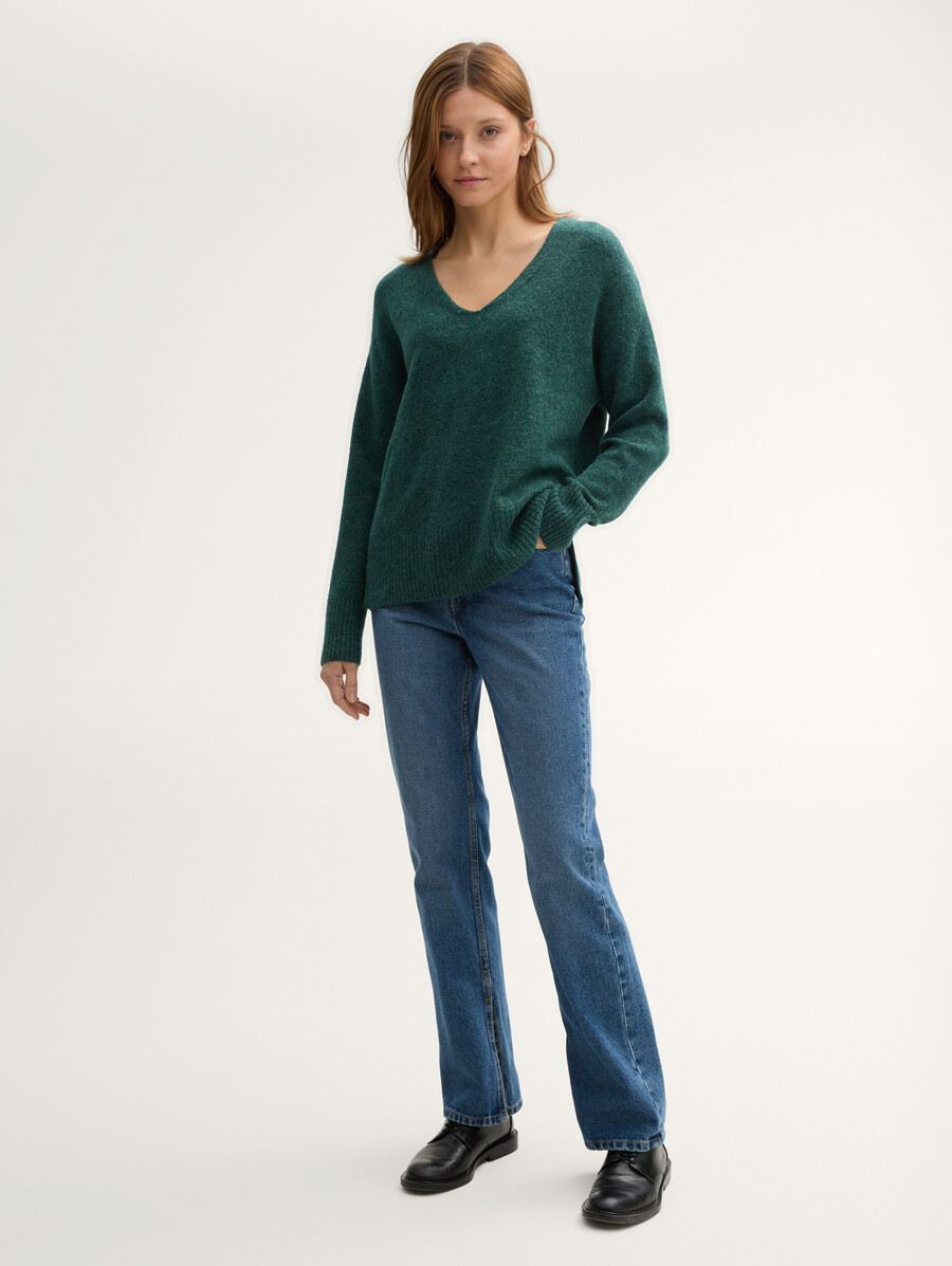 strickpullover mit v-ausschnitt in lockerer passform