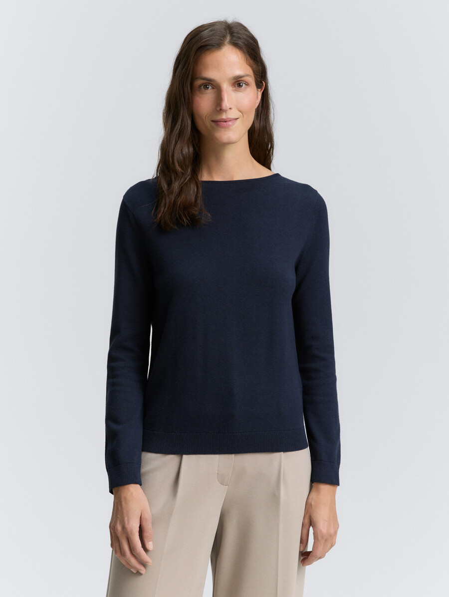 strickpullover mit u-boot-ausschnitt