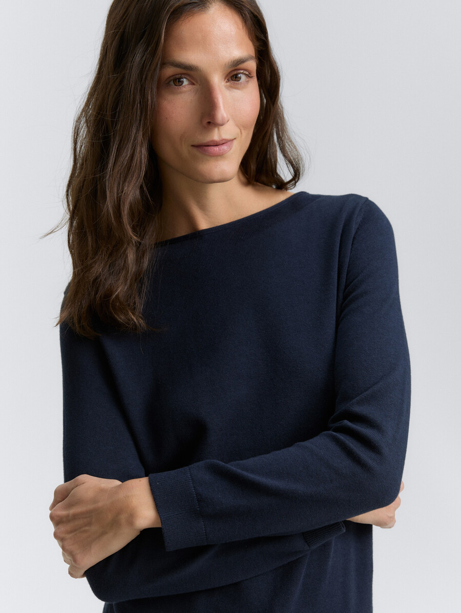 strickpullover mit u-boot-ausschnitt