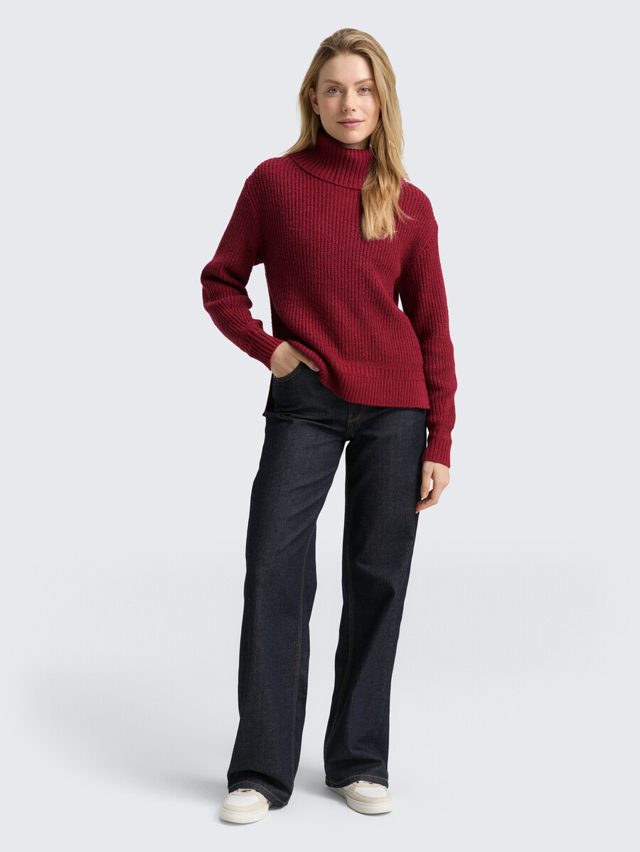 locker geschnittener rollkragenpullover