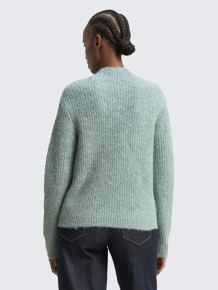 lässiger strickpullover mit stehkragen