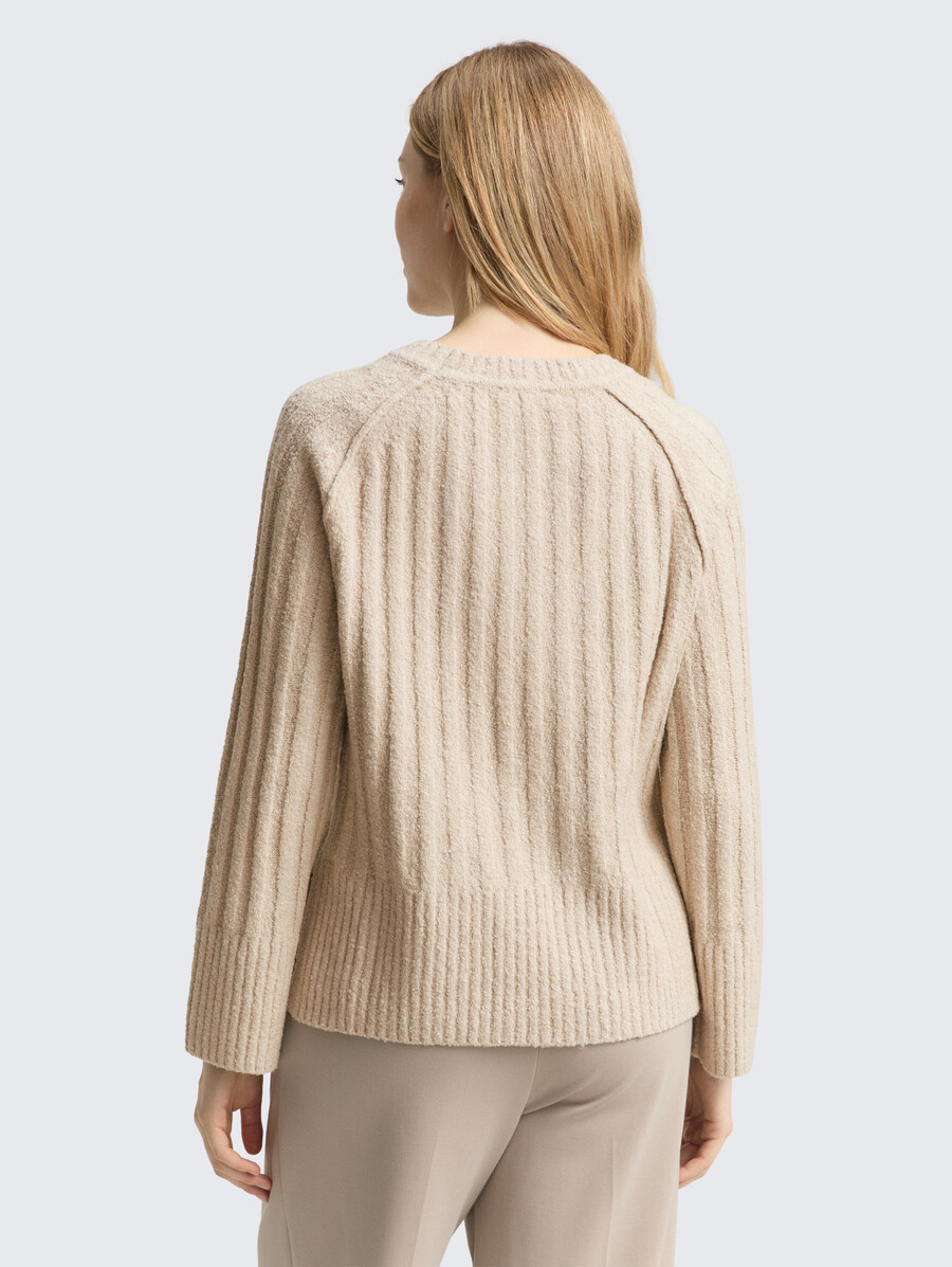 bouclé-strickpullover mit wollanteil