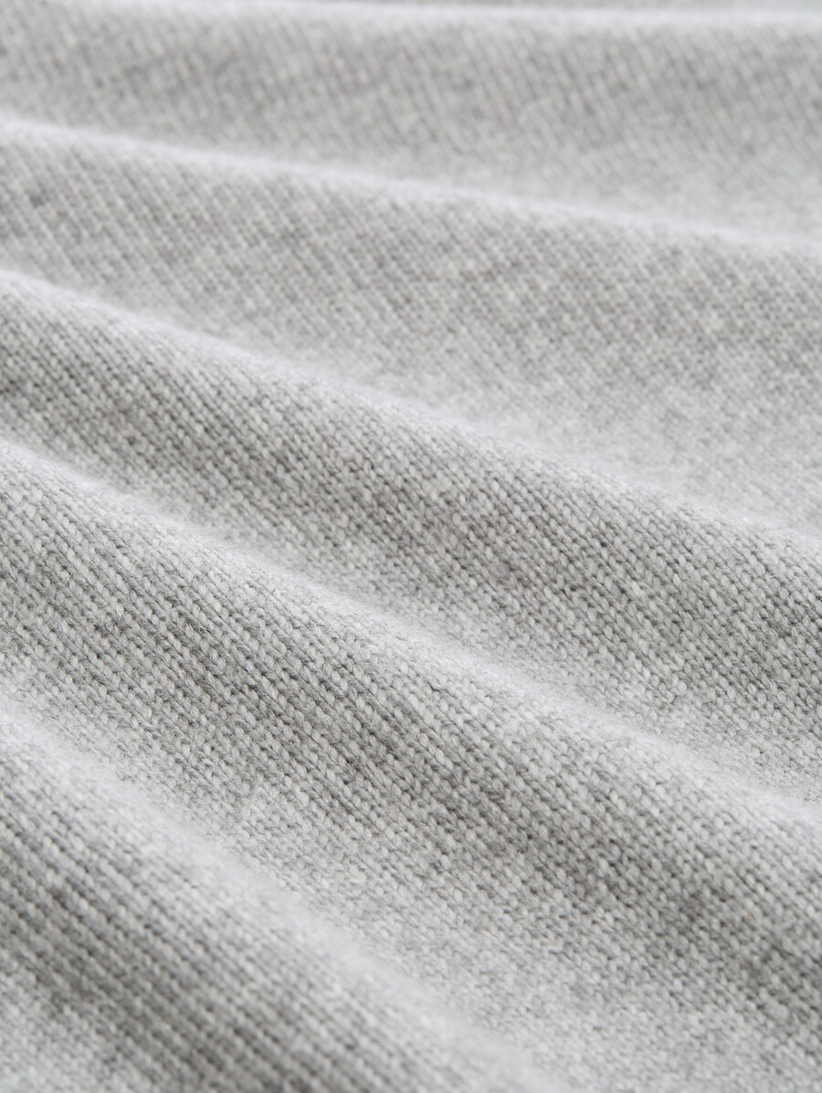 oversized-strickpullover mit stehkragen