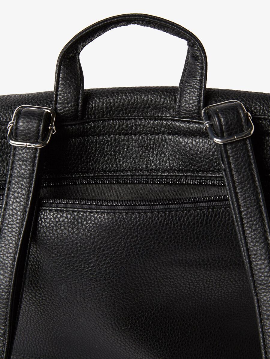 tttinna rucksack mit klappe