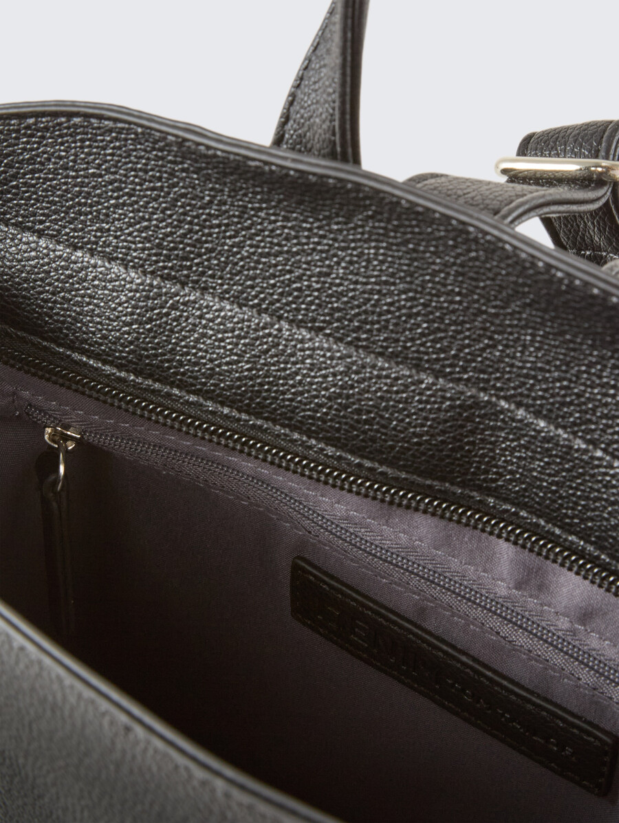ttzephyra m rucksack aus kunstleder