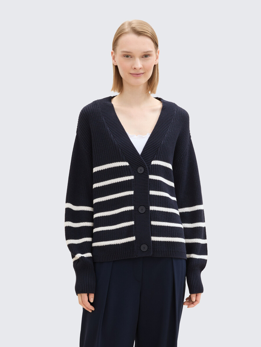 strickjacke mit v-ausschnitt